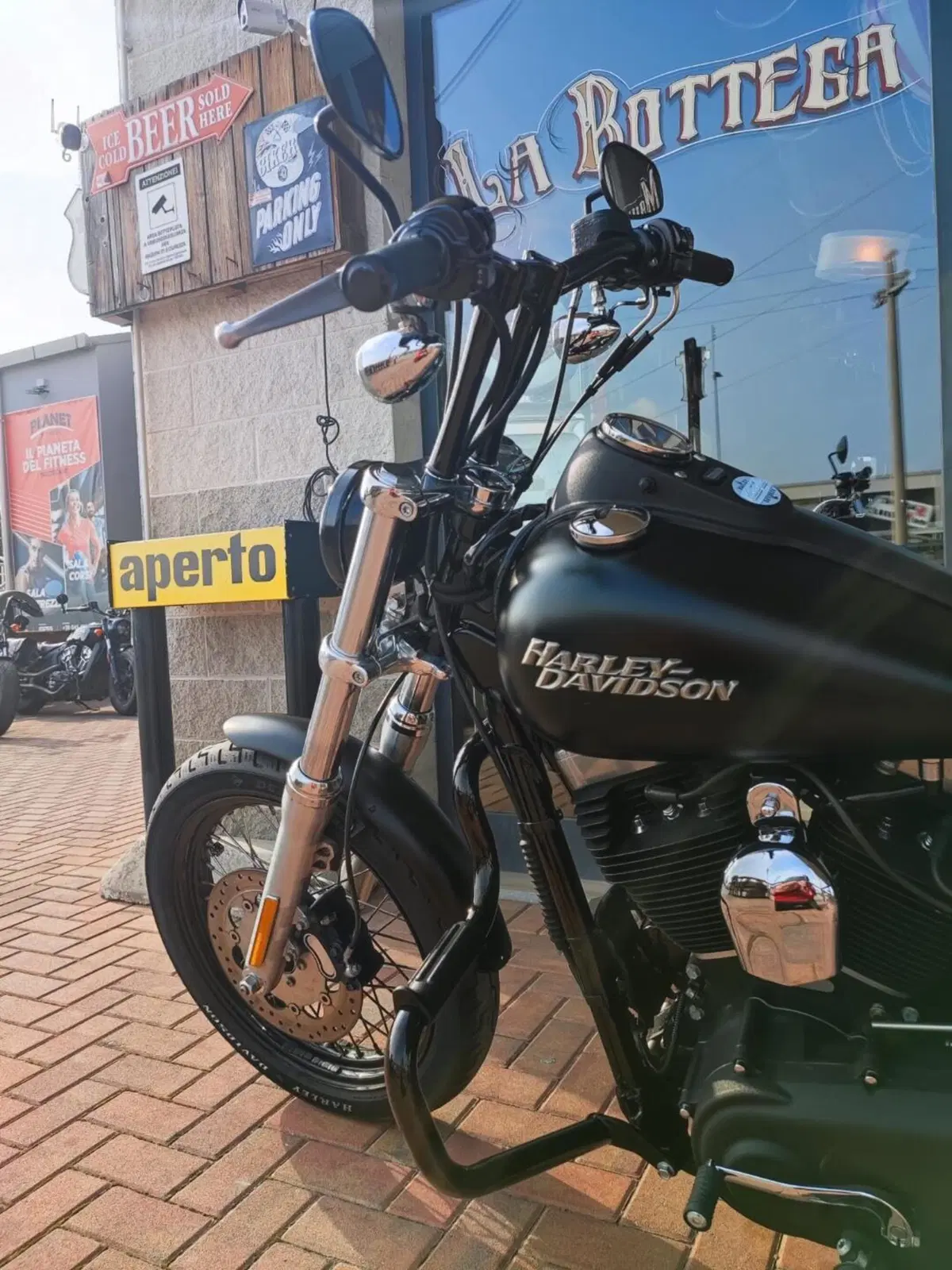 Harley-Davidson 1584 Street Bob (2008 - 15) - FXDB (4)