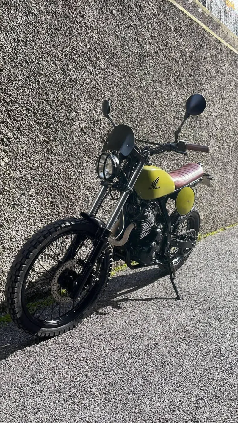Honda NX 650 Dominator (1988 - 90)