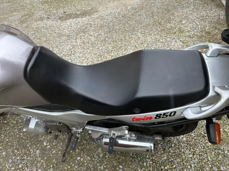 Yamaha TDM 850 (1996 - 01) (13)