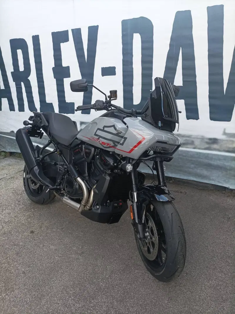 Harley-Davidson Pan America 1250 ST (2025 - 26)