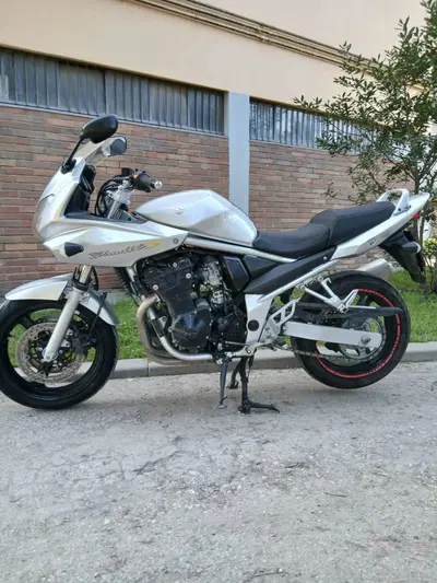 Suzuki GSF 650 Bandit S (2005 - 06) usata