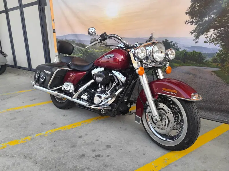 Harley-Davidson 1450 Road King Classic (2003 - 05) - FLHRCI (2)