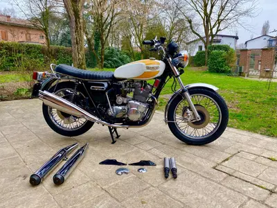 Triumph Trident T160 d'epoca