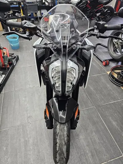 KTM 790 Duke L (2023 - 24) usata