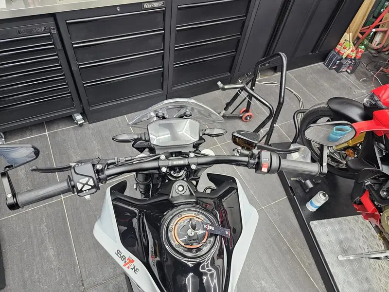 KTM 790 Duke L (2023 - 24) (2)