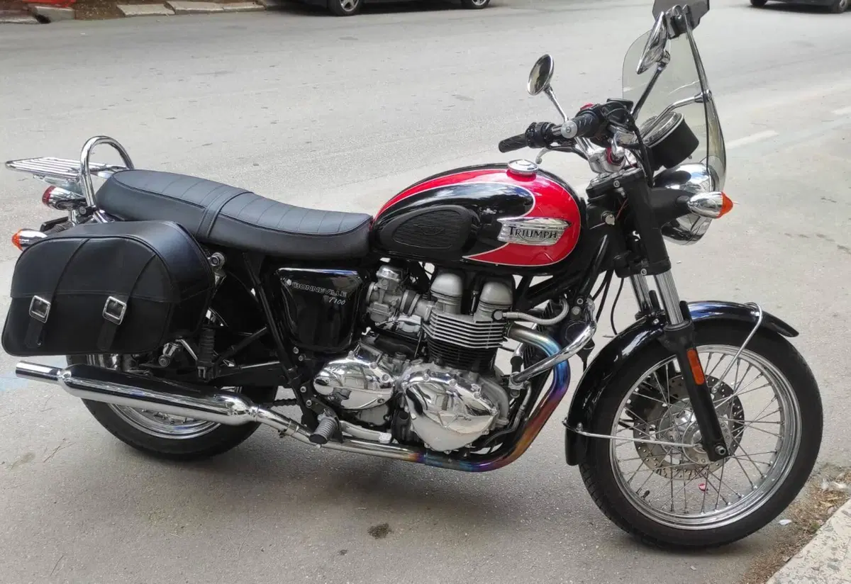 Triumph Bonneville T100 (2008 - 16)
