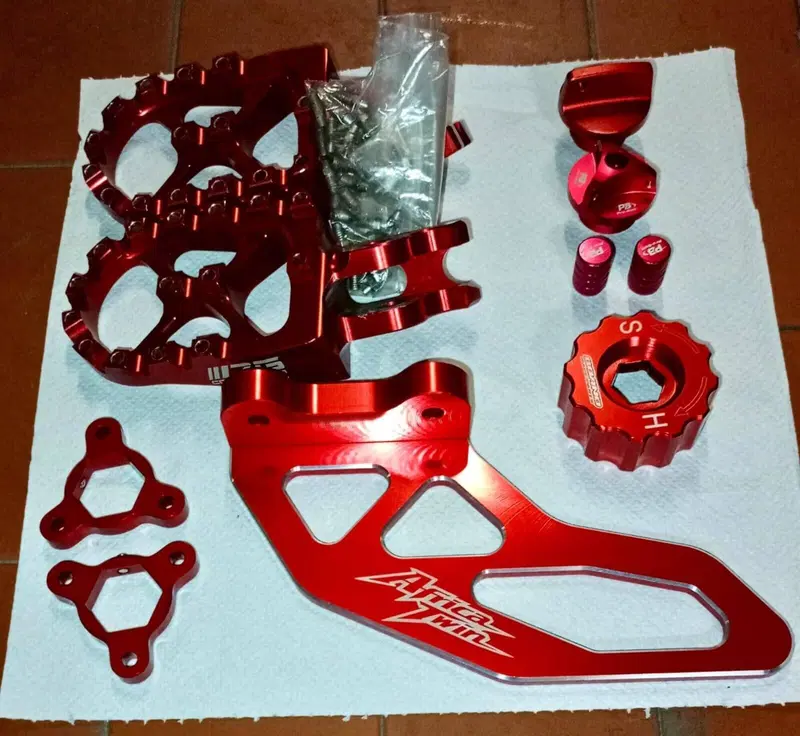 Accessori Honda Africa Twin 1000 2016-2019 Arrow, Plastic Bike, CMT, Boano, Pro Bolt, Givi (9)