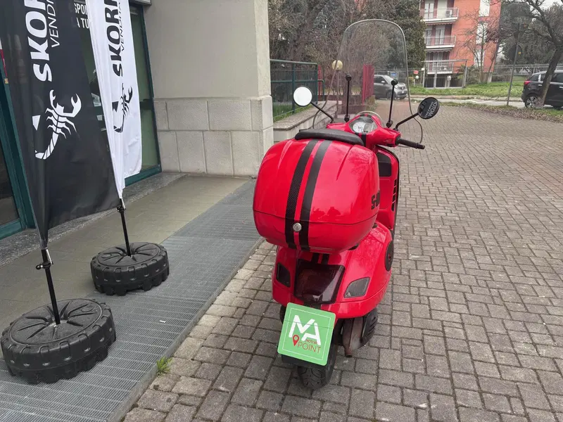 Vespa GTS 250 i.e. (4)