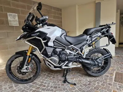 Triumph Tiger 1200 Rally Explorer (2024 - 26) usata