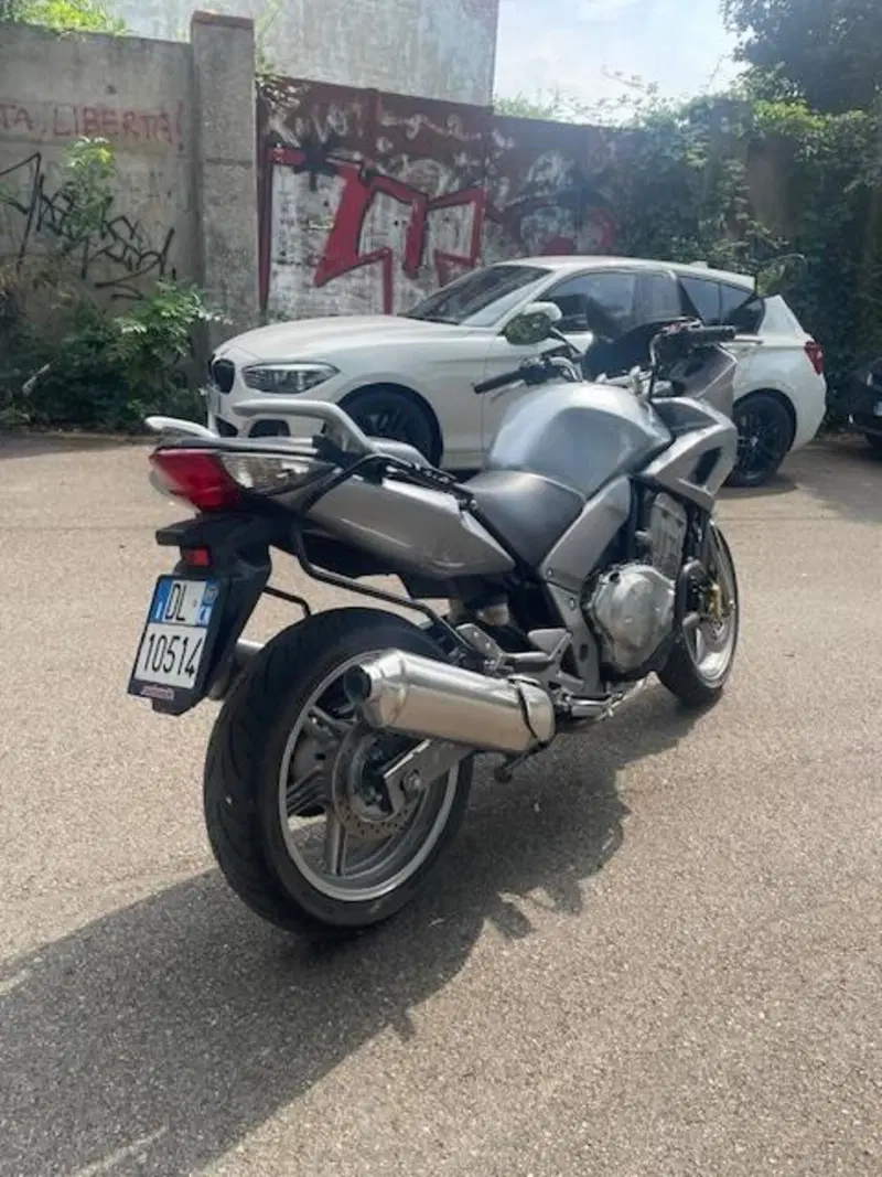 Honda CBF 1000 ST (7)