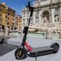 Roma, nuove regole per lo sharing di monopattini e bici