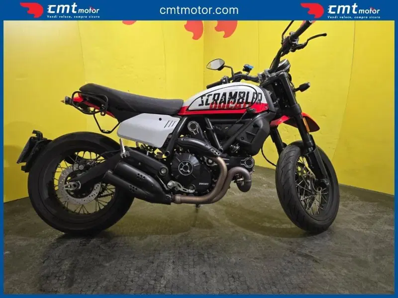 Ducati Scrambler 800 Urban Motard (2022)