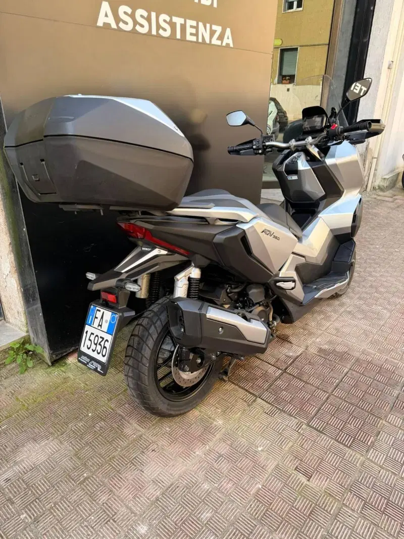 Honda ADV 350 (2022 - 24) (5)