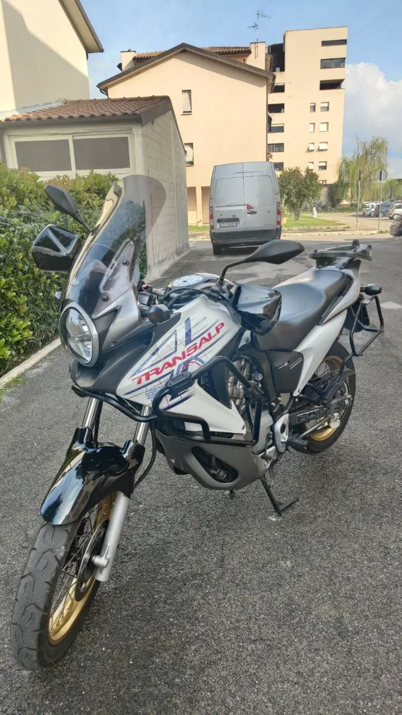 Honda Transalp XL 700 V (2007 - 2013) (6)
