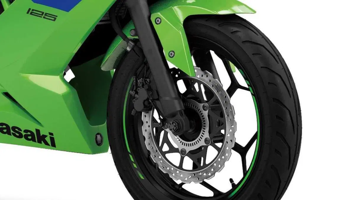 Kawasaki Ninja 125 Ninja 125 Performance (2026) (2)