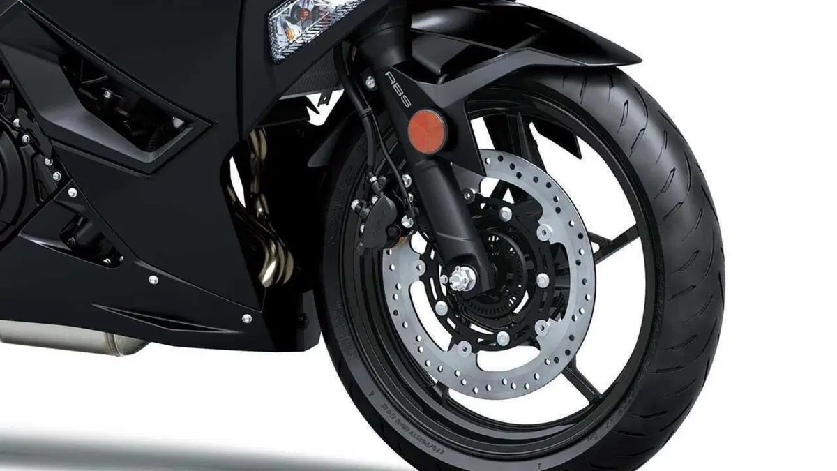 Kawasaki Ninja 500 Ninja 500 Sport (2025 - 26) (3)