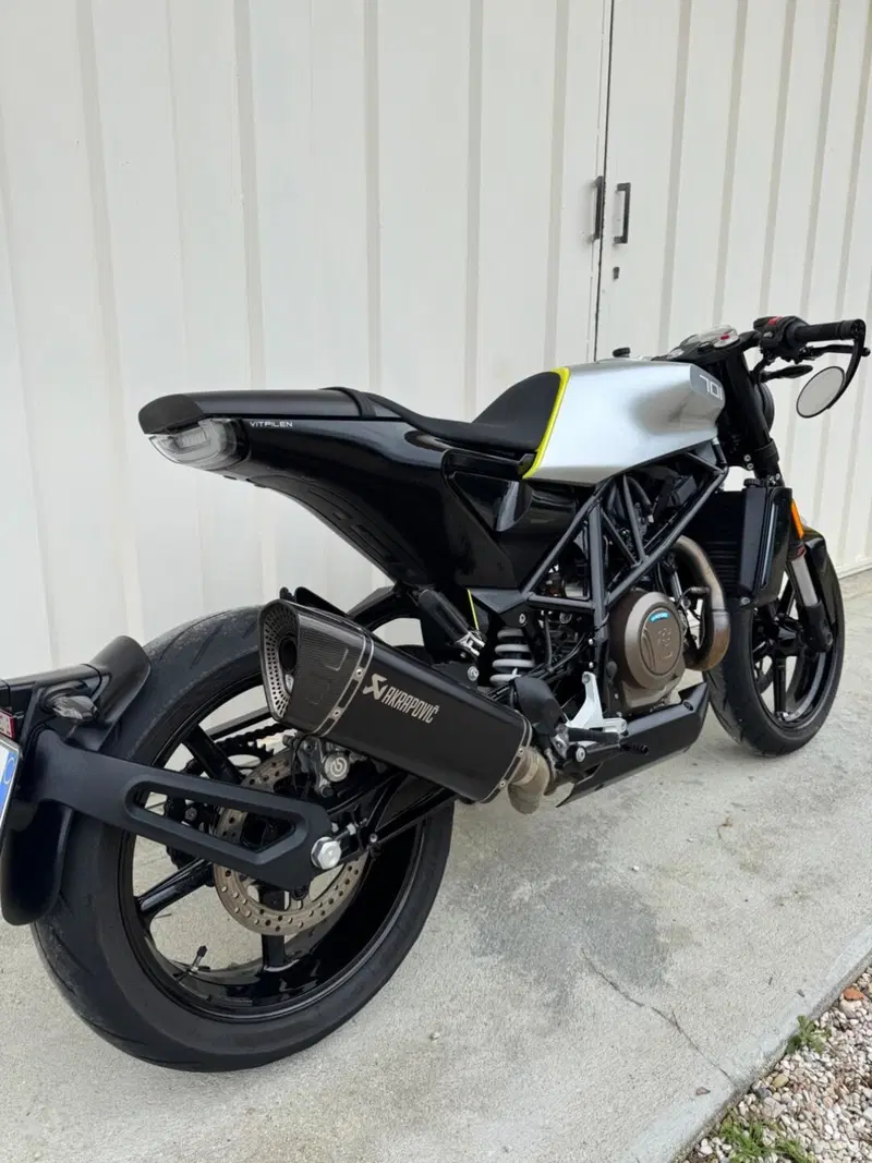 Husqvarna Vitpilen 701 (2018 - 19) (2)