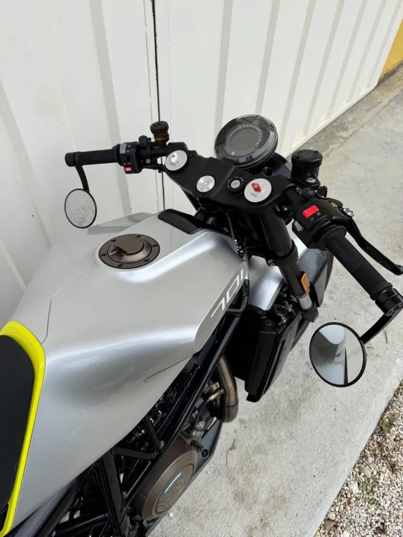 Husqvarna Vitpilen 701 (2018 - 19) (5)