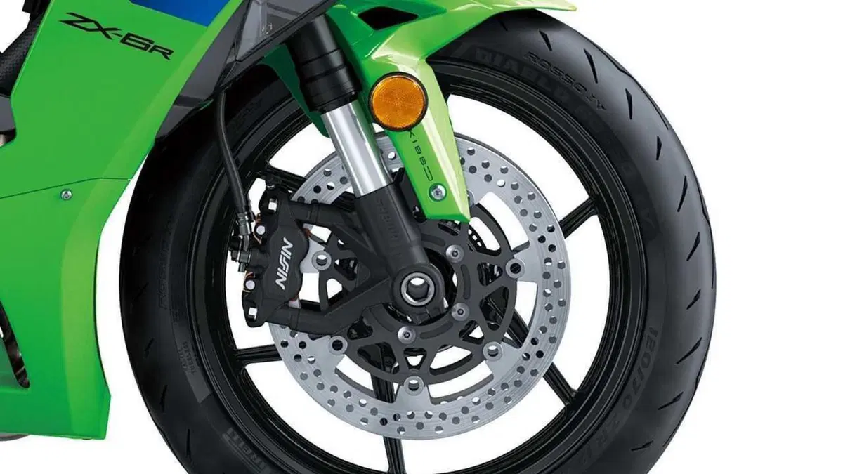 Kawasaki Ninja 636 ZX-6R Ninja 636 ZX-6R (2024 - 26) (9)