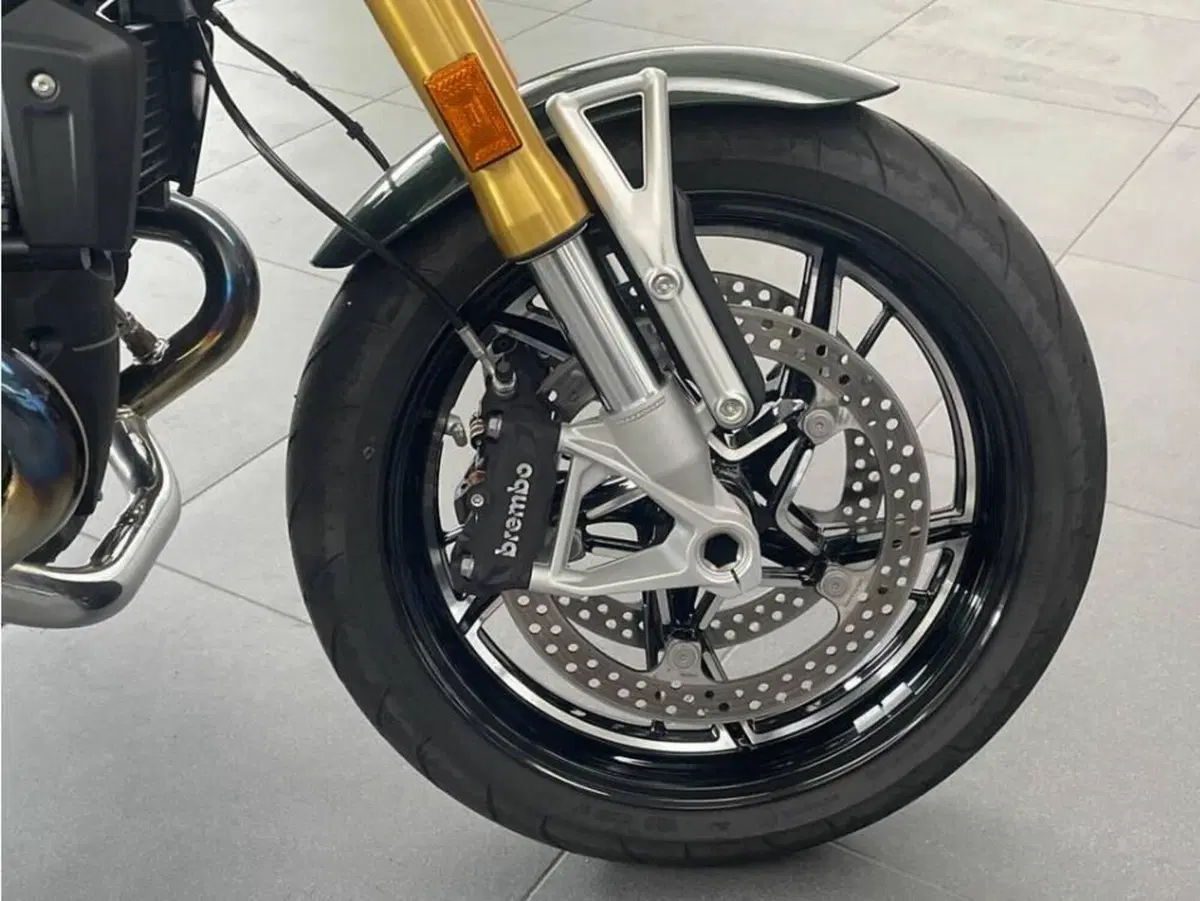 Bmw R 12 nineT (2023 - 26) (2)