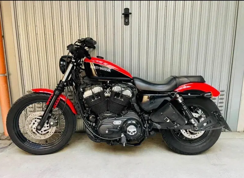 Harley-Davidson XL 1200N Nightster (2008 - 12)