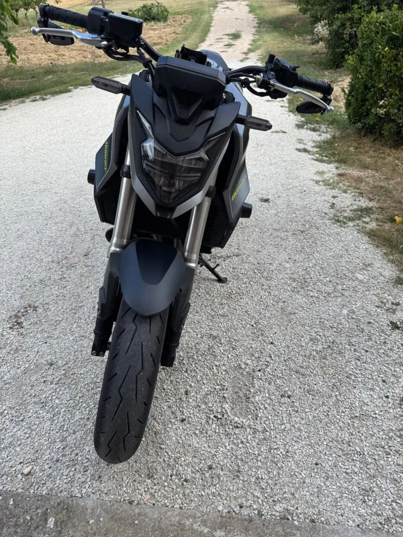 Honda CB 750 Hornet (2023 - 24) (6)