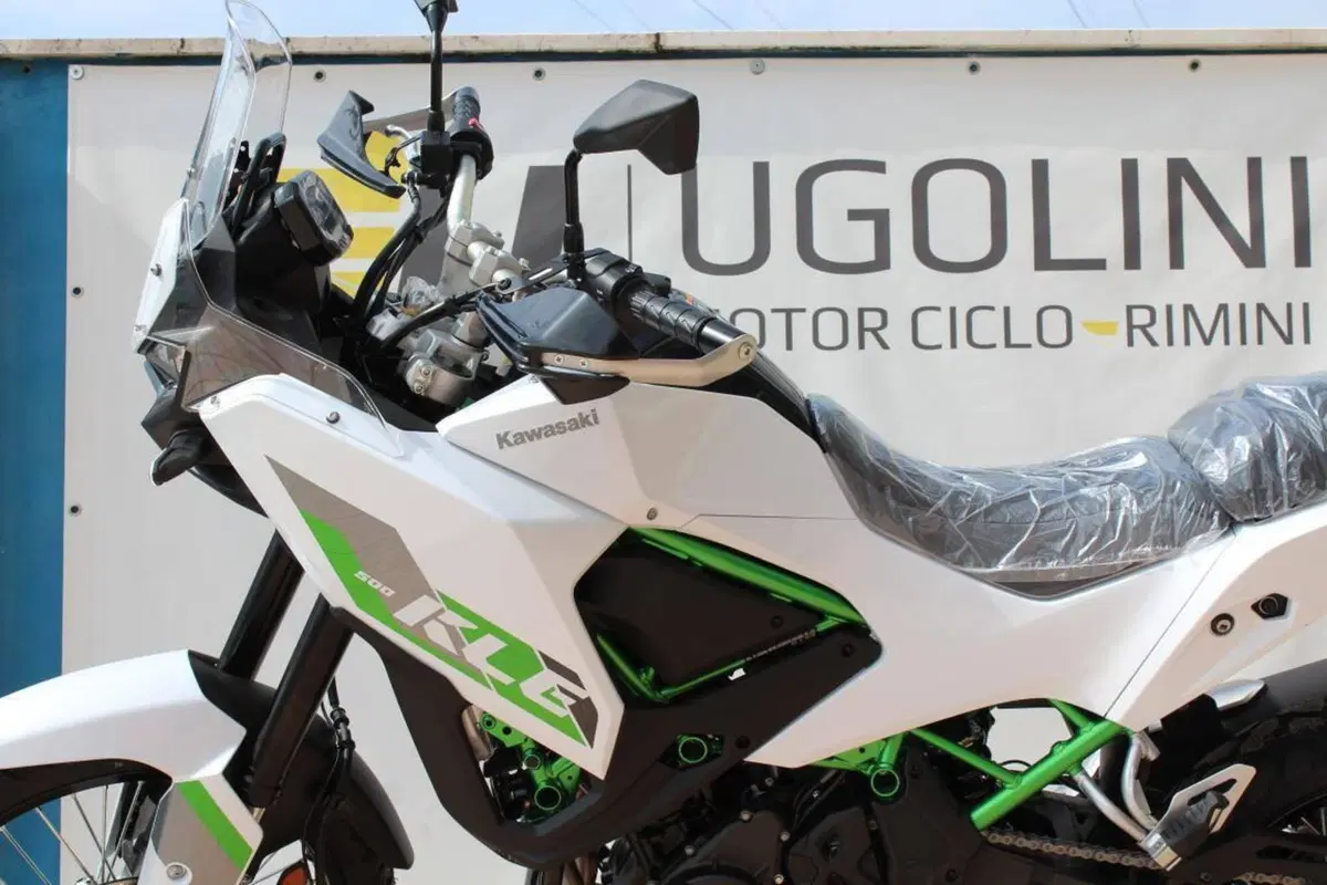 Kawasaki KLE 500 SE (2026) (2)