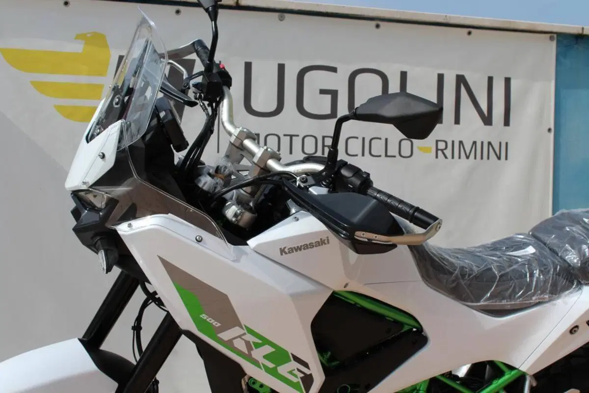Kawasaki KLE 500 SE (2026) (4)