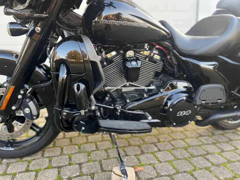 Harley-Davidson 114 Electra Glide Ultra Limited (2021 - 22) - FLHTK (3)