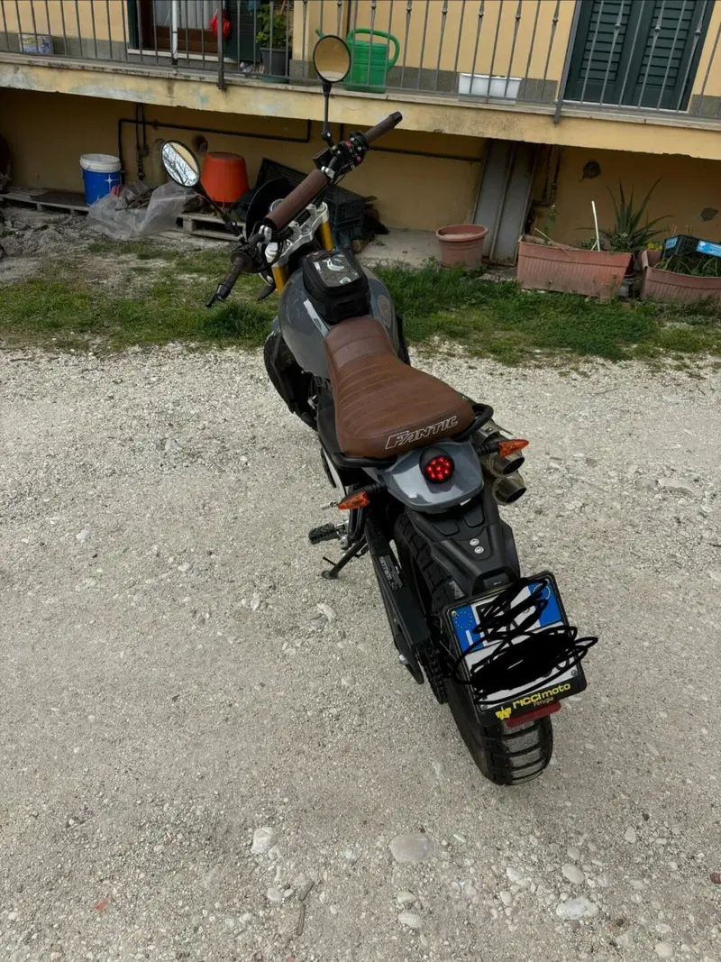 Fantic Motor Caballero 500 Scrambler Deluxe (2021 - 23) (4)