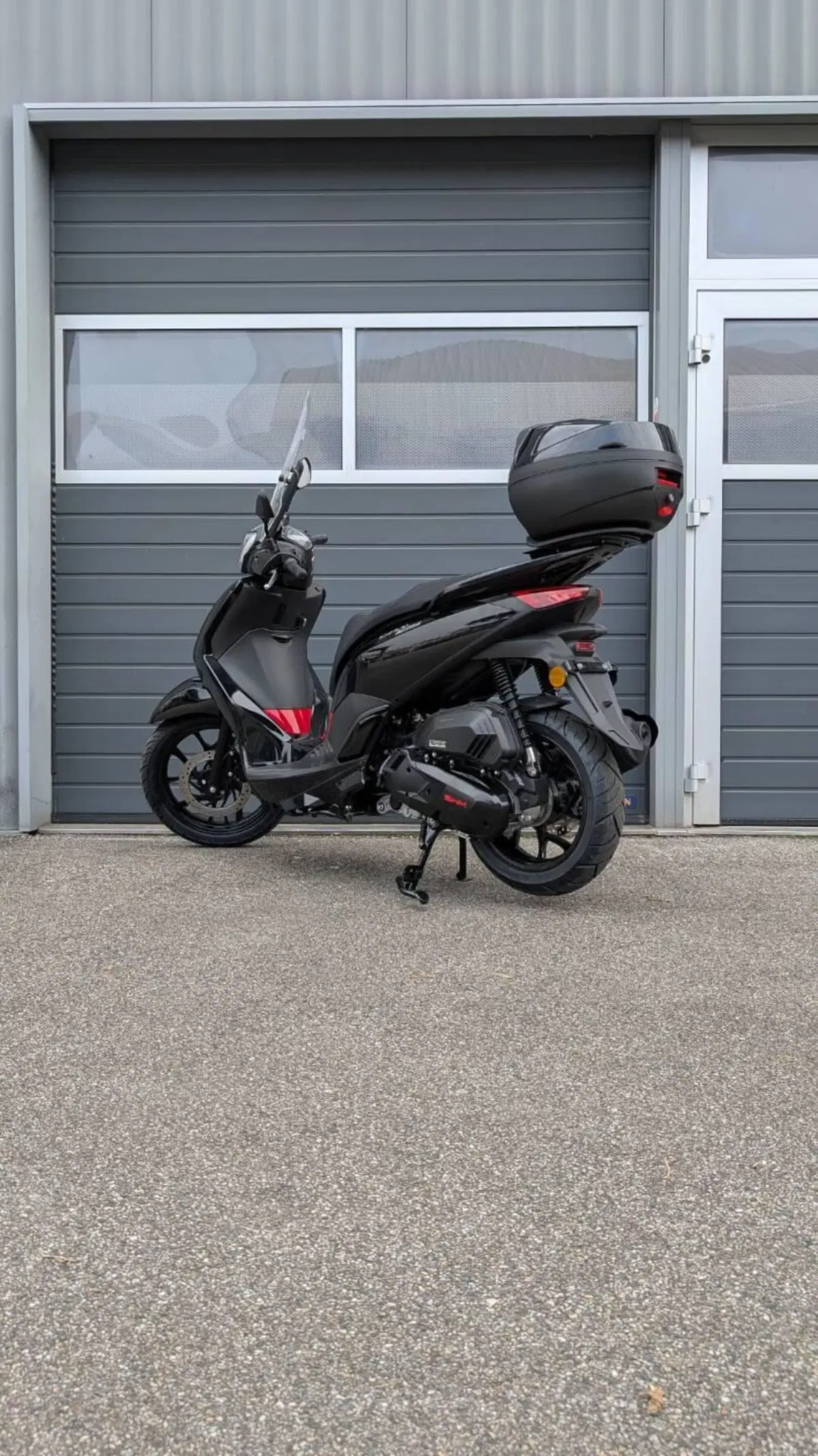 Swm C-Fly 125 (2026) (2)