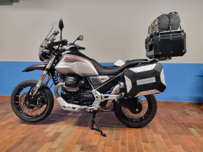 Moto Guzzi V85 TT Travel (2021 - 23) usata