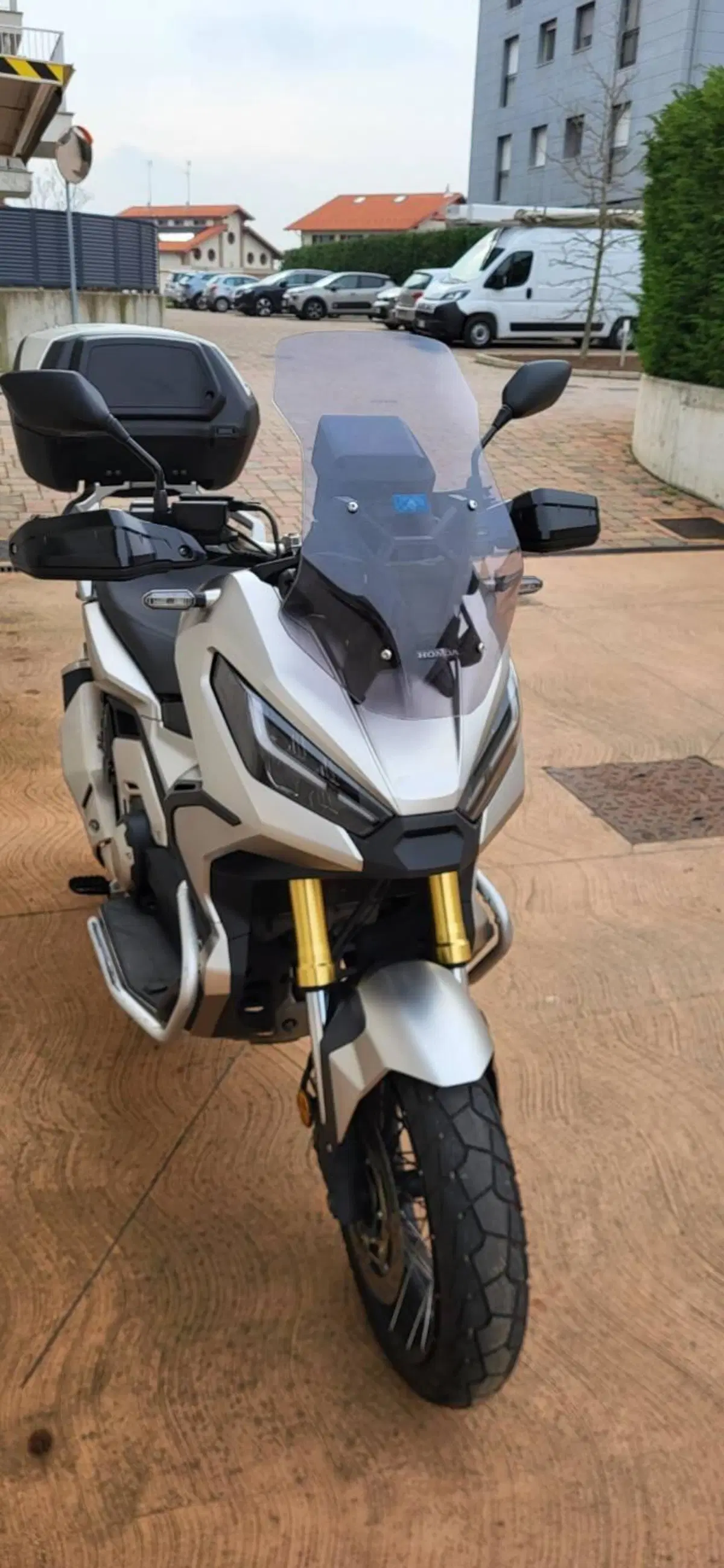 Honda X-ADV 750 DCT Gravel (2021 - 24) (8)