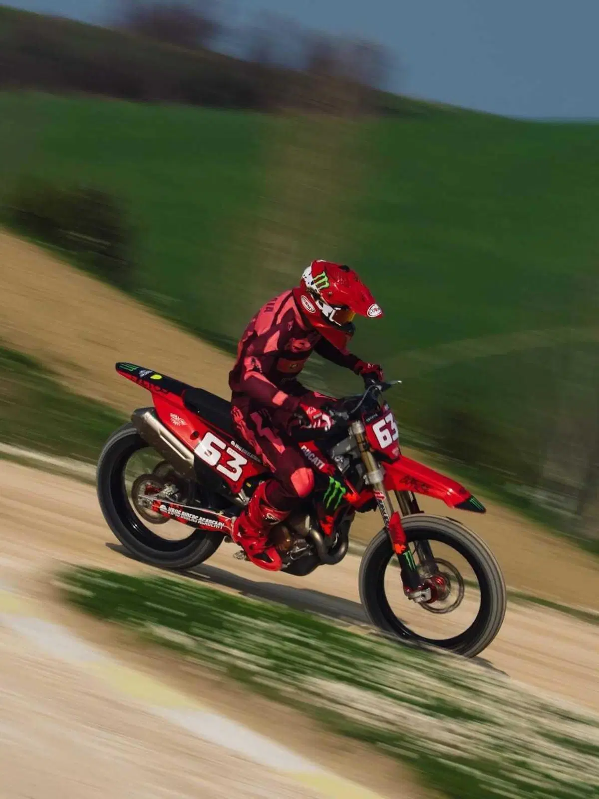 MotoGP 2026. Bagnaia e Bezzecchi al Ranch di Valentino Rossi: allenamento in vista del GP del Brasile (5)