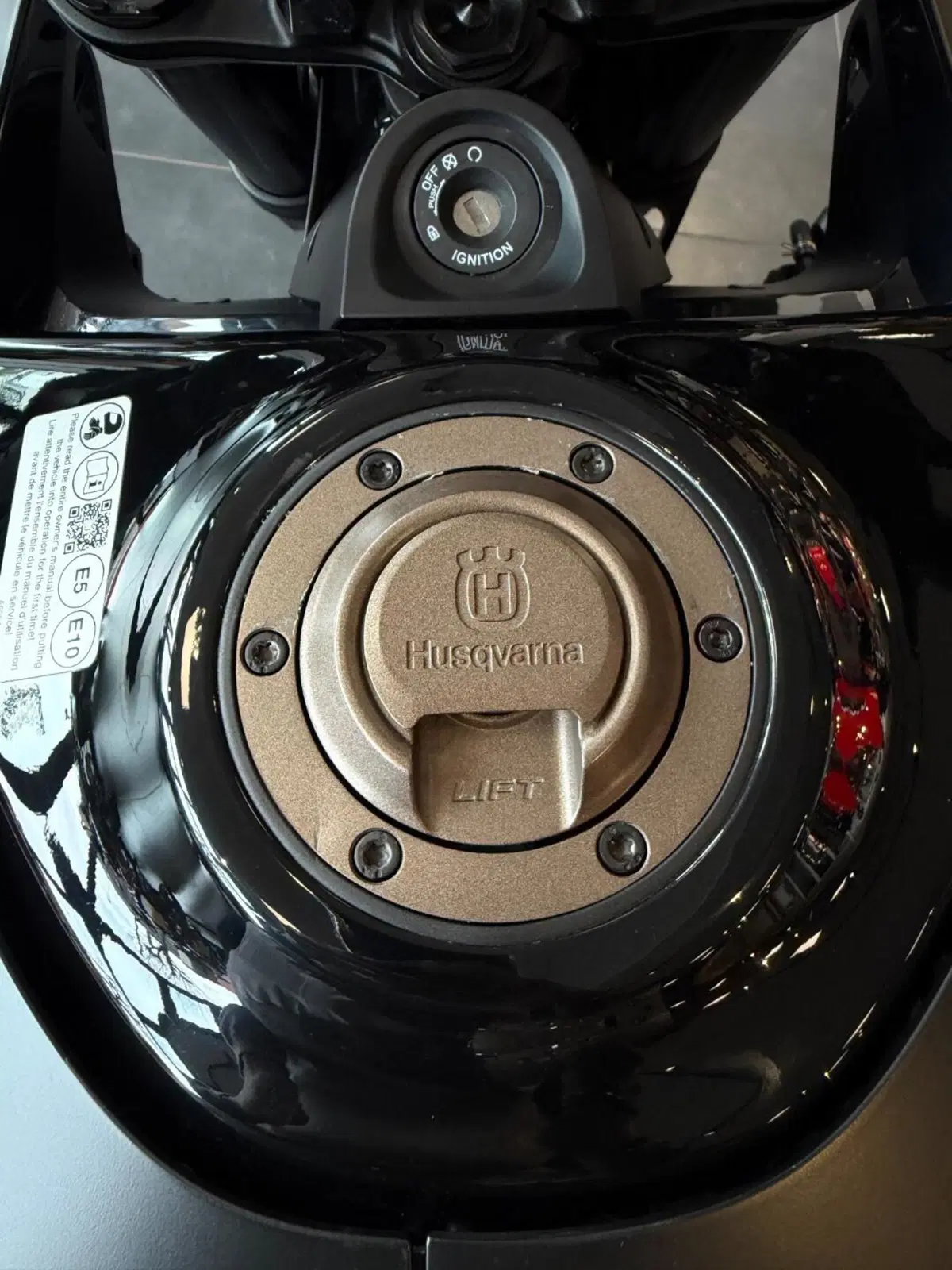 Husqvarna Svartpilen 801 (2024 - 26) (12)