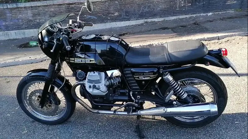 Moto Guzzi V7 Classic (2008 - 12)
