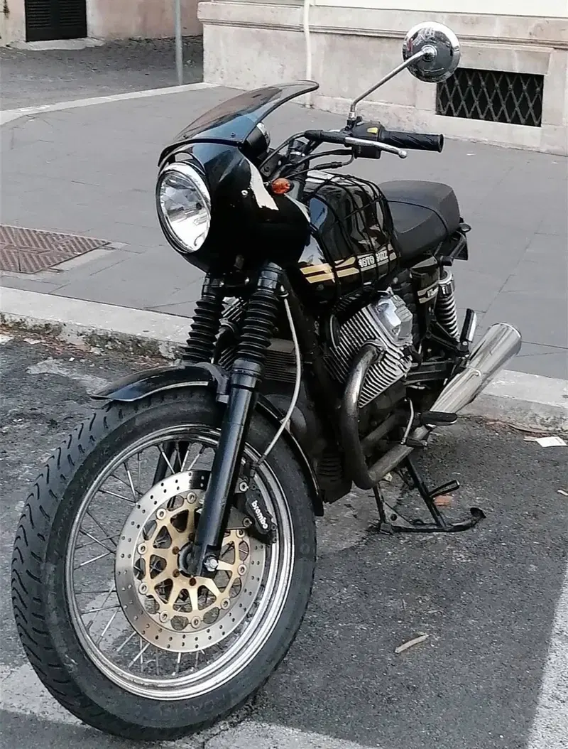 Moto Guzzi V7 Classic (2008 - 12) (4)