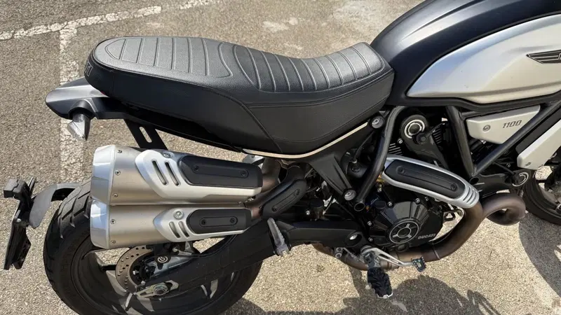 Ducati Scrambler 1100 Dark Pro (2020 - 24) (2)