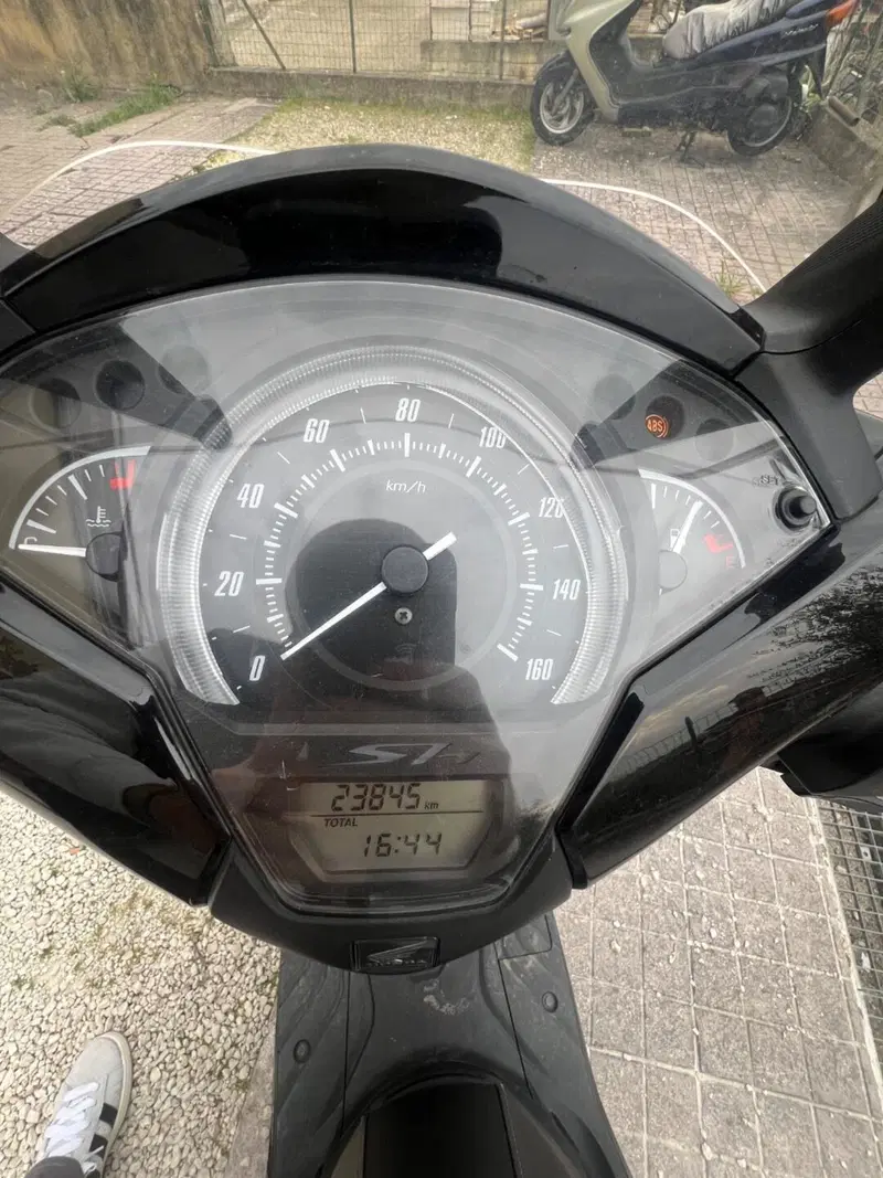 Honda SH 150i (2017 - 19) (4)