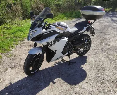 Yamaha XJ6 Diversion F (2010 - 16) usata