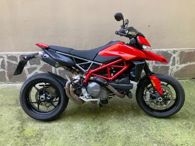 Ducati Hypermotard 950 (2022 - 25) usata