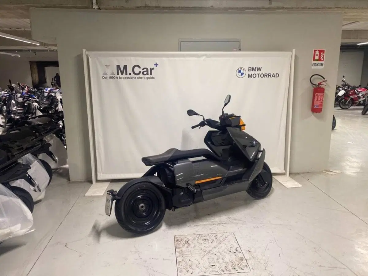 Bmw CE 04 (2021 - 25) (5)