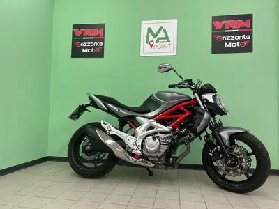 Suzuki SV 650 (2006 - 11) usata