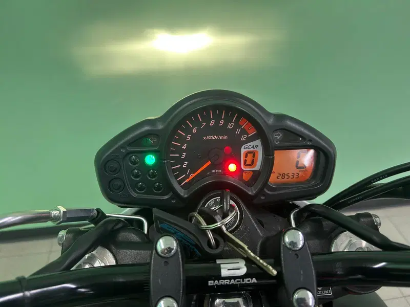 Suzuki SV 650 (2006 - 11) (5)