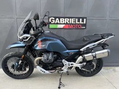 Moto Guzzi V85 TT Travel (2024 - 26) usata