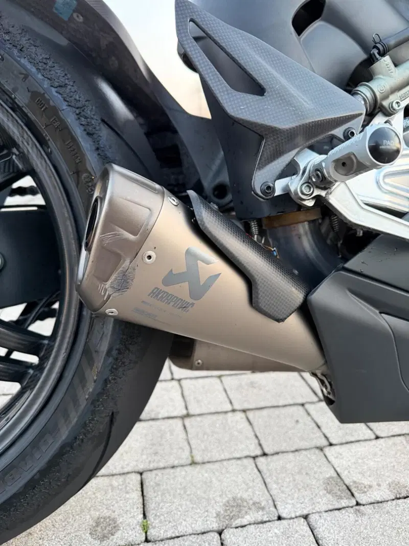 Ducati Panigale V4 1100 SP (2021) (8)