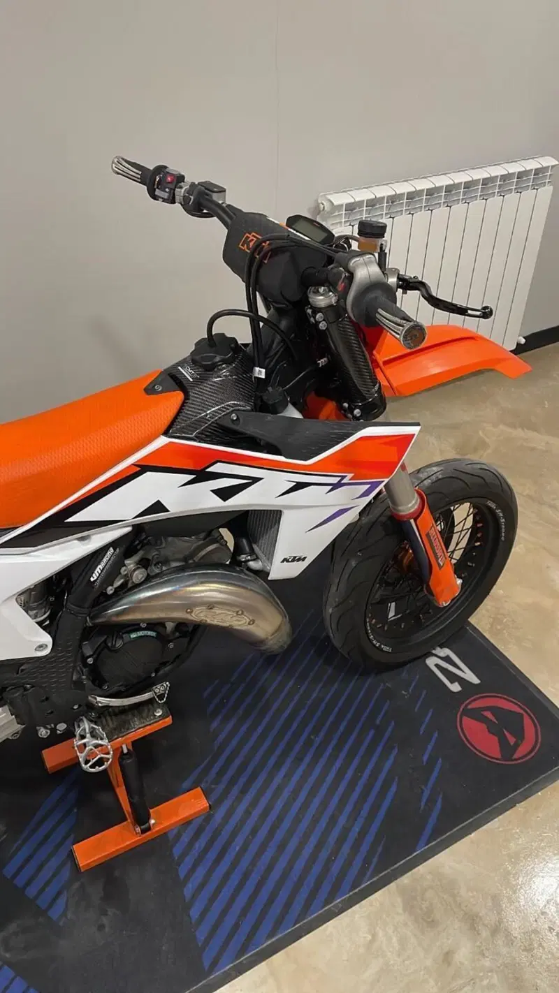 KTM 125 SX (2023) (3)