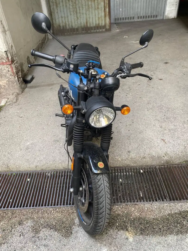Royal Enfield HNTR 350 (2022 - 26) (4)