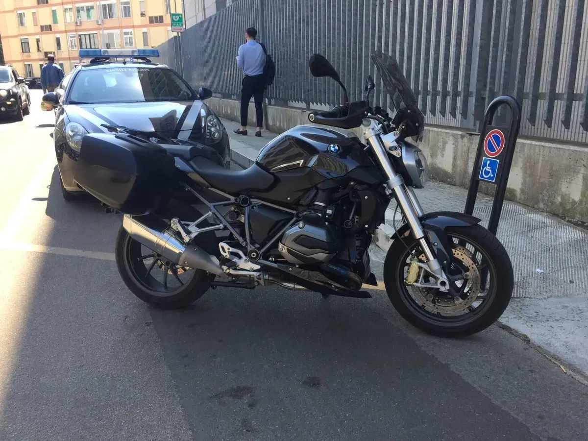 Bmw R 1200 R (2015 - 16)