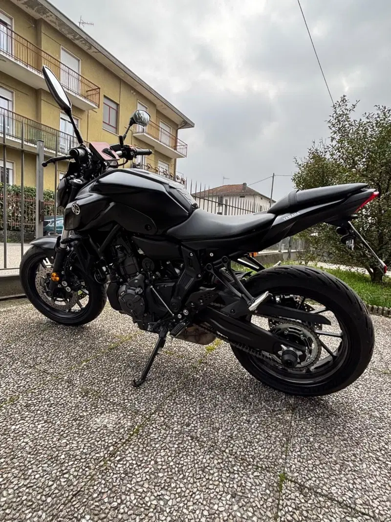 Yamaha MT-07 (2021 - 24)